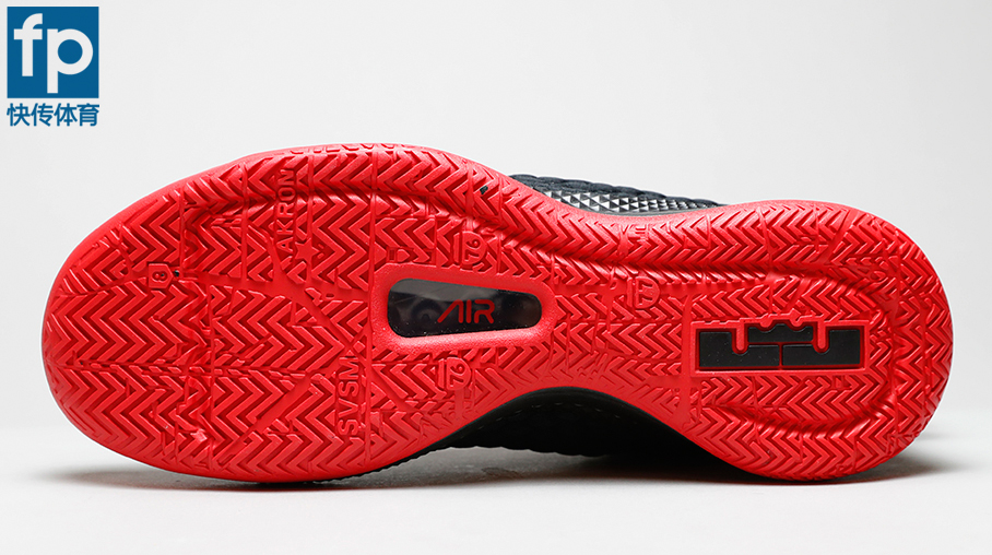 詹姆斯3代实战篮球鞋排名,詹姆斯篮球鞋13代测评