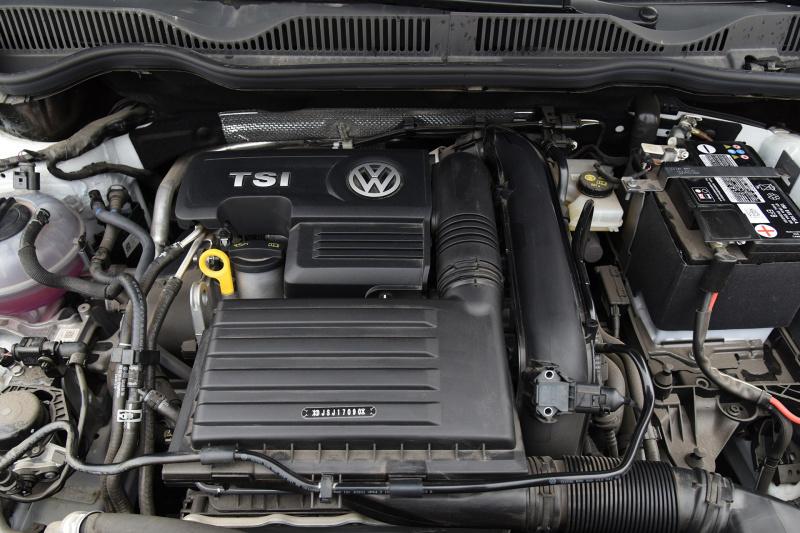 高尔夫·嘉旅，一台被严重低估了的“奶爸高级小厢货”