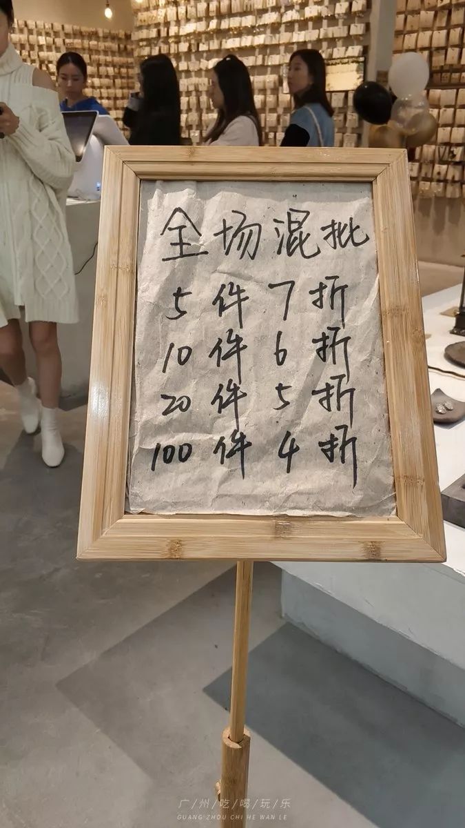 韩国东大门服装批发有几个大楼,广州韩国东大门服装批发拿货