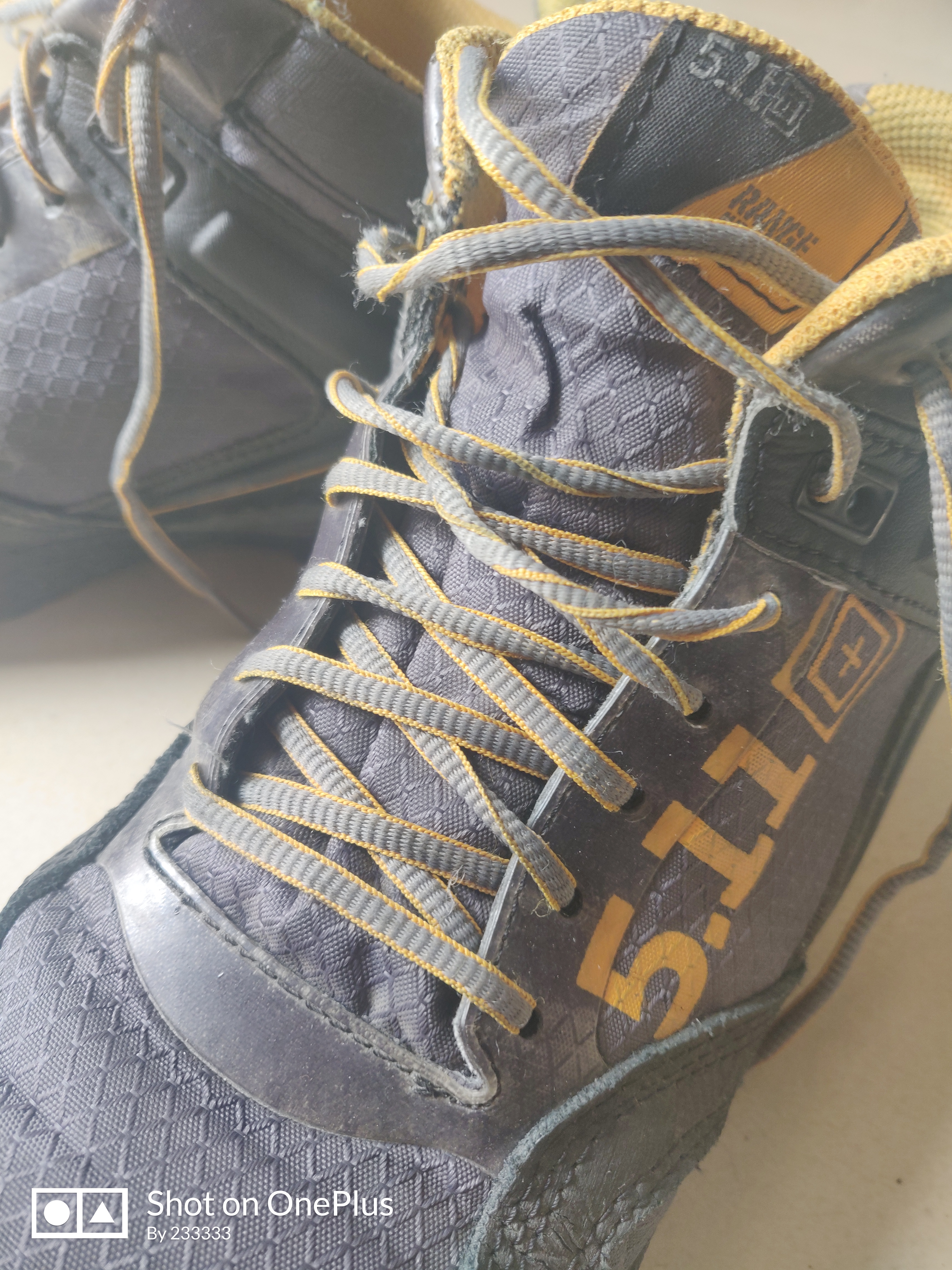 安德玛防水登山战术靴,okiy户外徒步登山战术靴