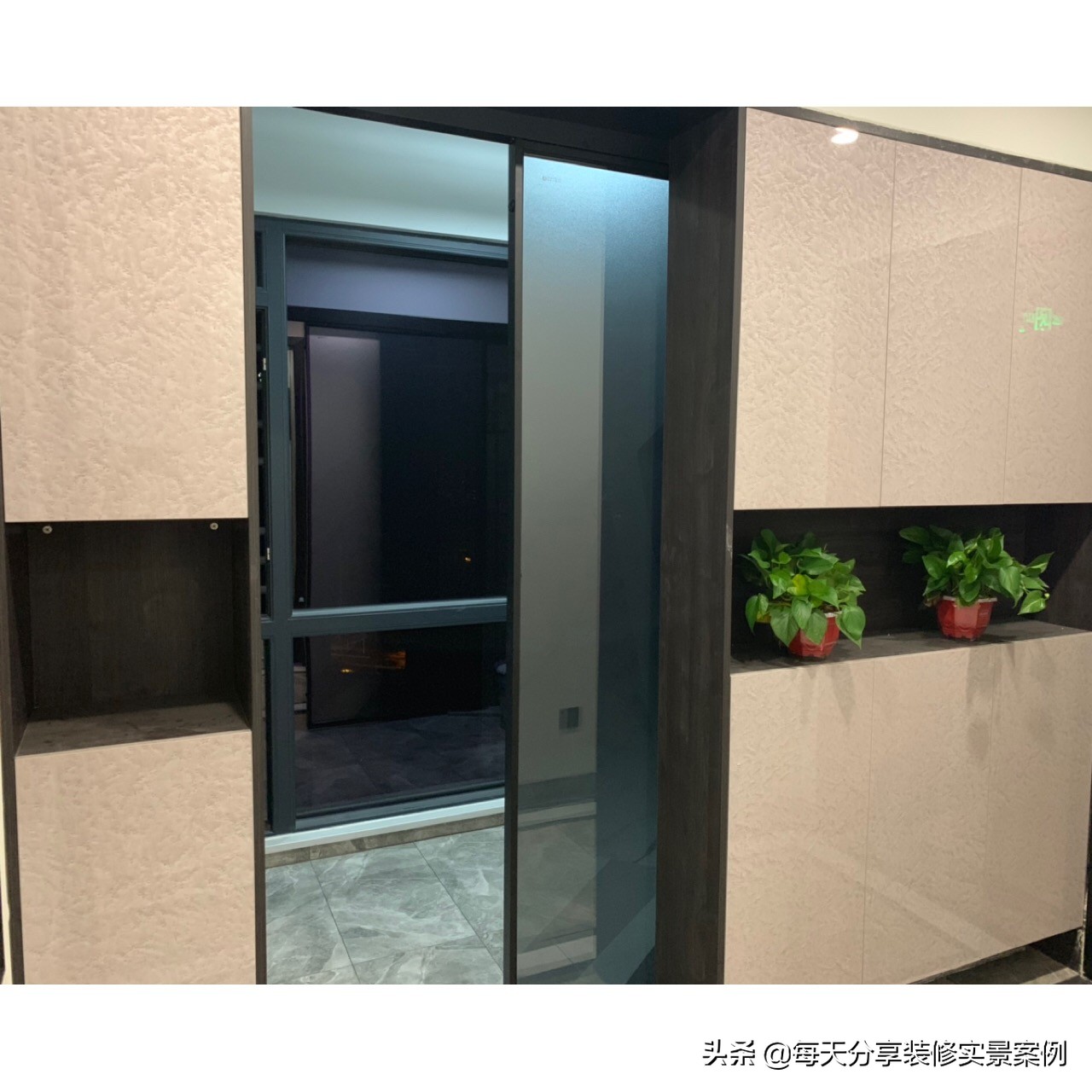 怎么才能把家装好看,黑白灰现代简约风格全屋搭配