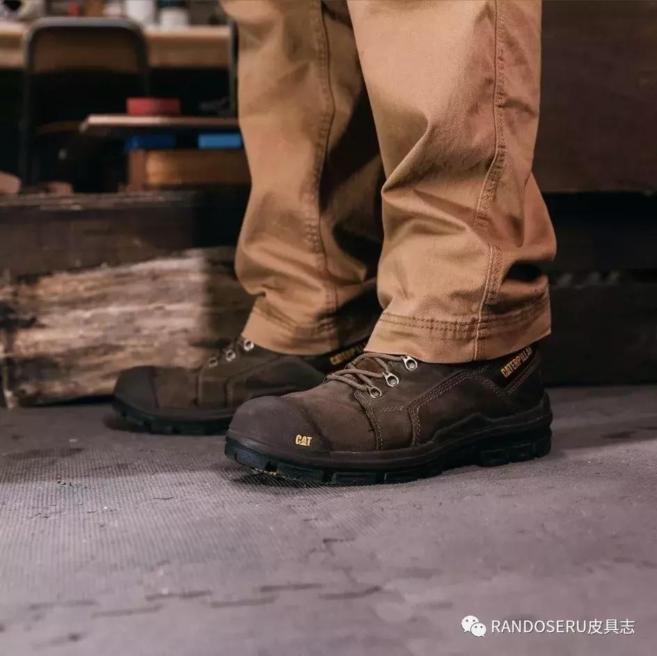 什么鞋能长期穿,羽毛球鞋有必要天天穿吗