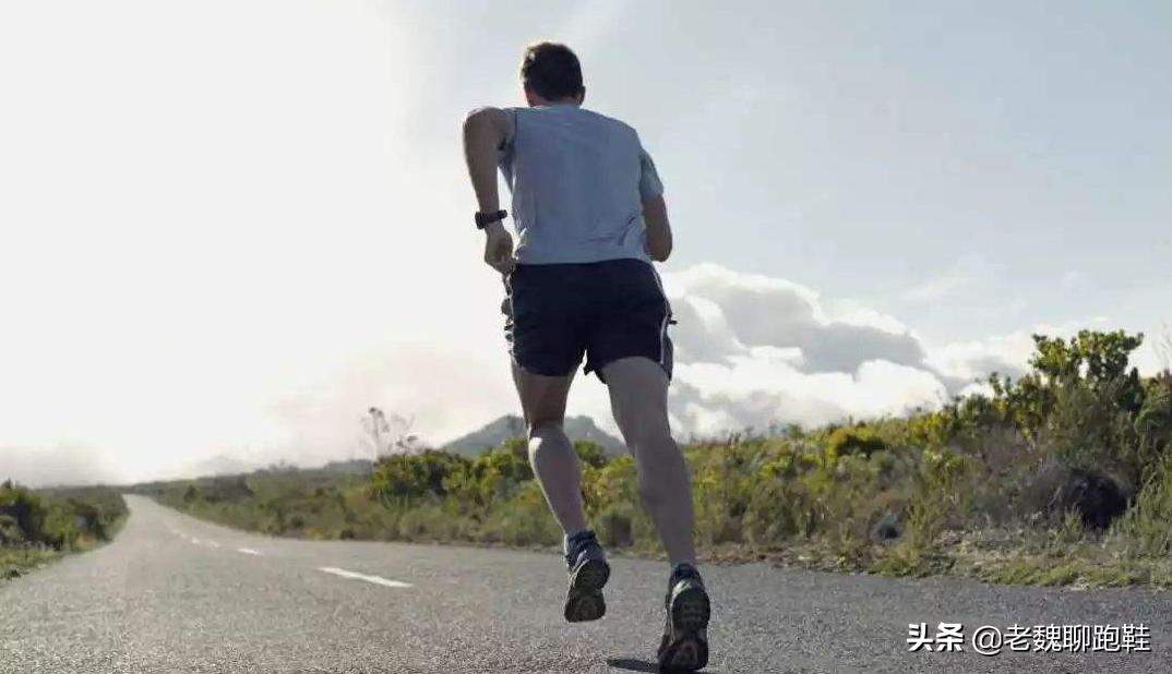 男人需要带乳贴吗？不戴乳贴跑步会怎么样？这场面不忍直视