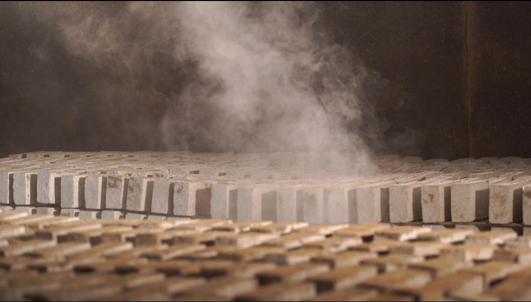 零距离体验一瓶好酒的诞生见证华山论剑西凤酒的好品质专线造