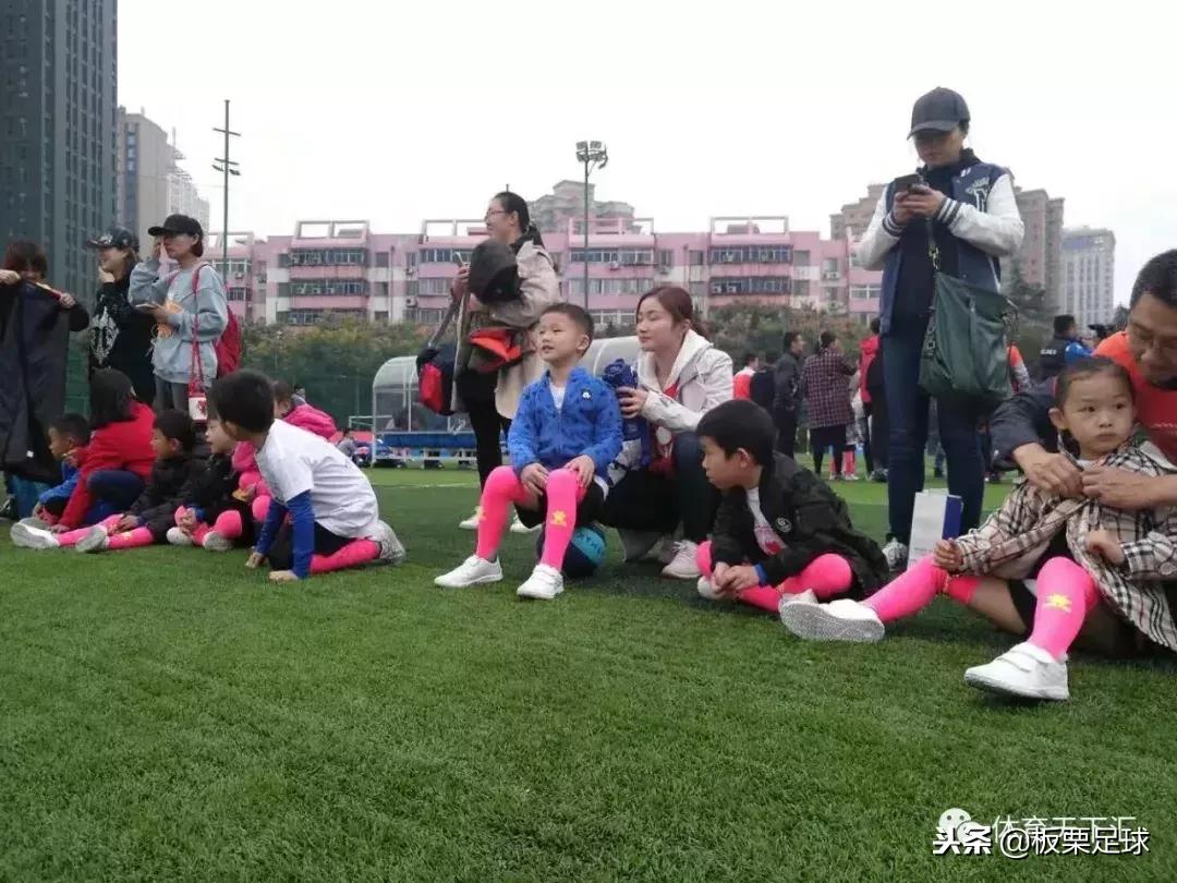 当球童看到c罗,当球童的一天