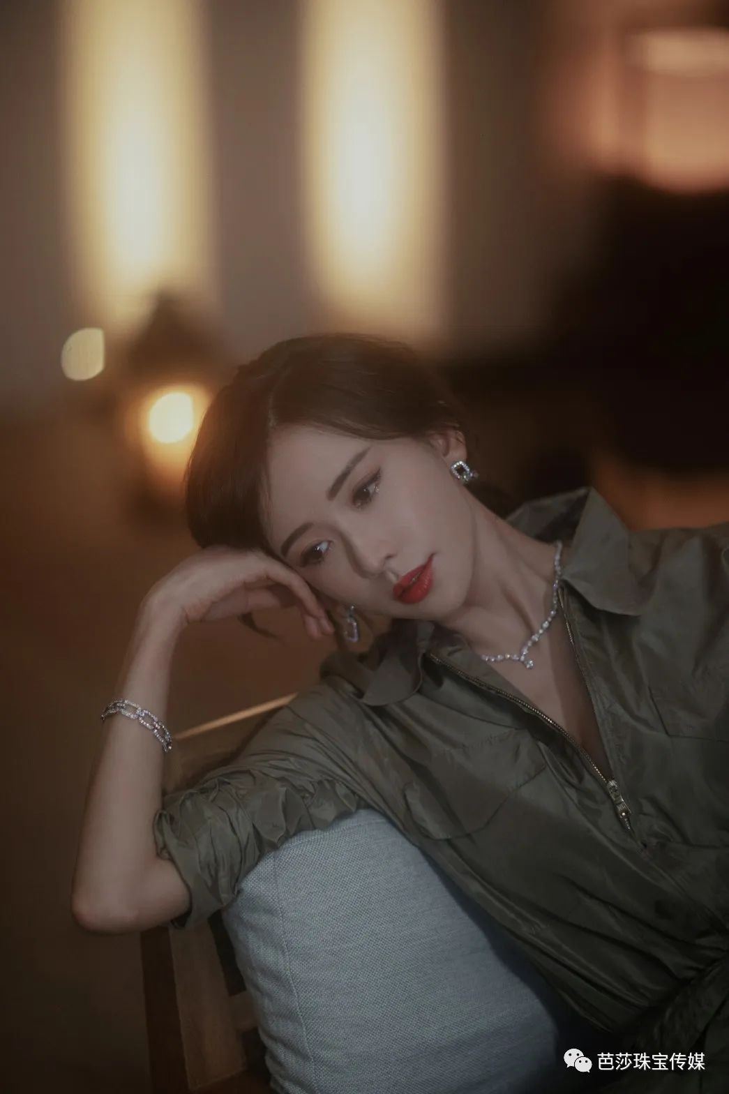 撞衫撞物尴尬瞬间,撞衫撞鞋子有点尴尬