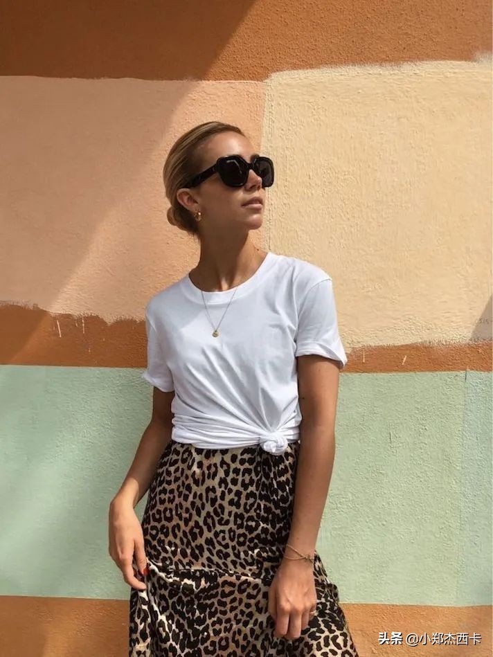 白tee怎么穿不透,版型好看的白tee