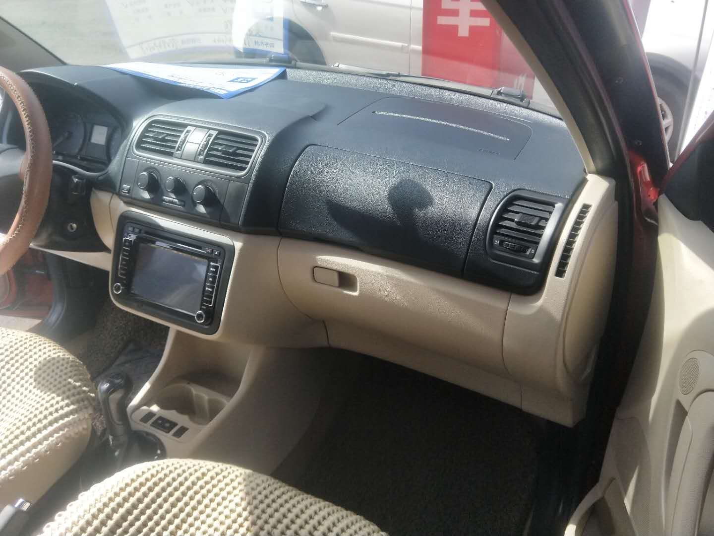 大众polo2011款1.4l二手多少钱,二手大众polo哪款最值得购买