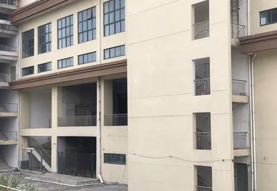 手握王牌打出烂牌,手握金轮