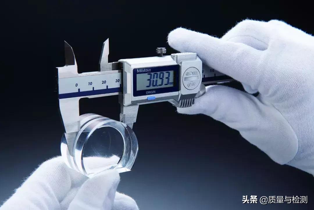 卡尺用法口诀,卡尺的使用方法和读数题目