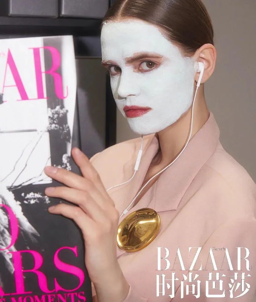 功效型产品选精华还是面霜,哪款精华经济实惠好用