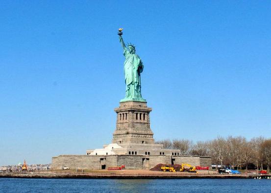含机票最适合穷游的国家,什么月份旅游机票最便宜