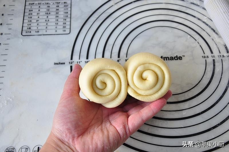 无黄油的吐司做法,无黄油吐司酥脆又好吃不用烤箱