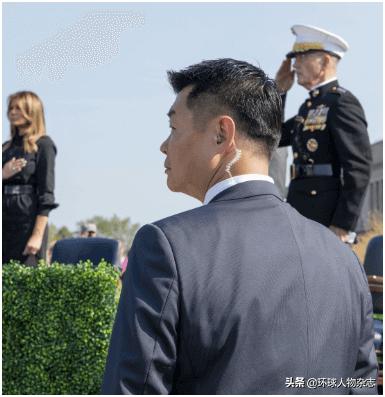 拜登的贴身保镖有多厉害,拜登身后的亚裔保镖一夜爆红