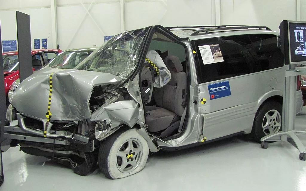 传祺gl8车怎么样,传祺gl8混动版