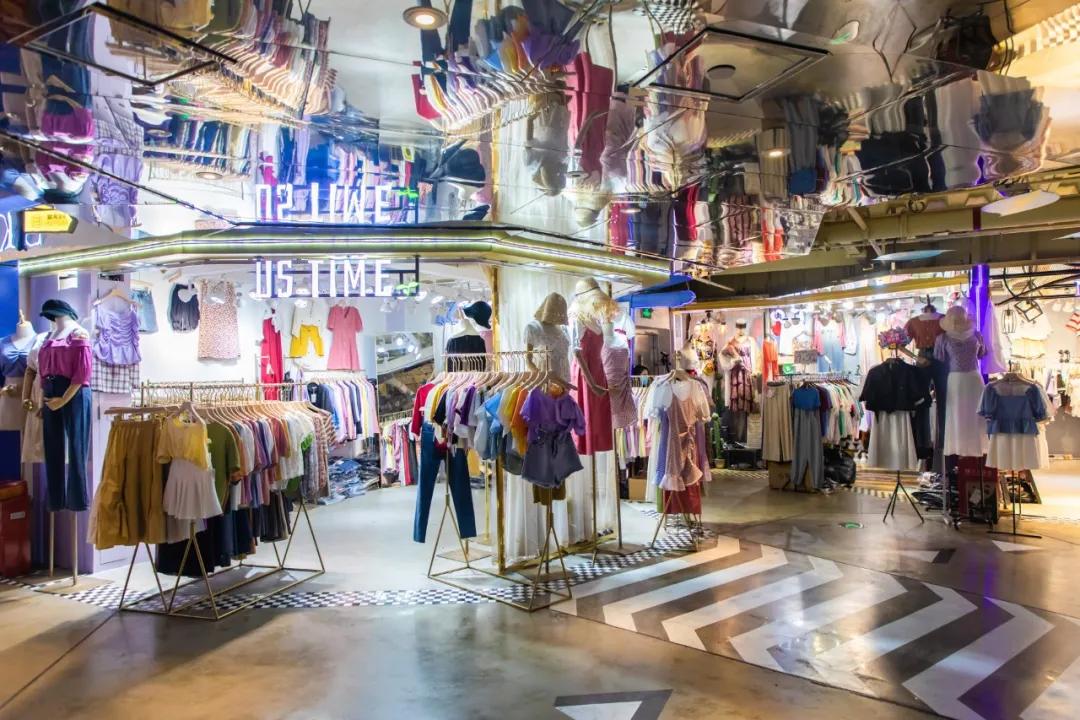 七八年没逛一个地方,江门地王广场动漫星城