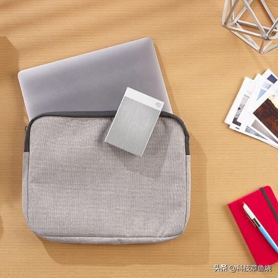 西数移动硬盘5t和希捷5t哪个好,希捷移动硬盘新款和老款