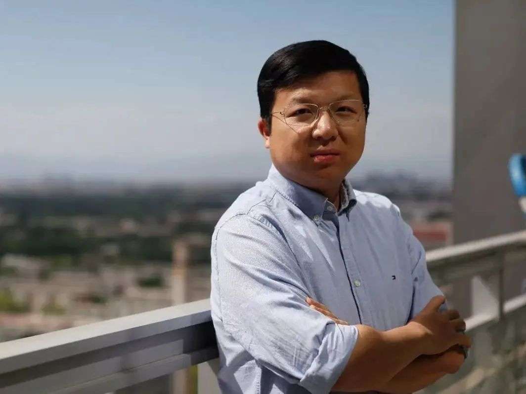 辛巴发家史真实事件,辛巴以前穷了怎么变富人