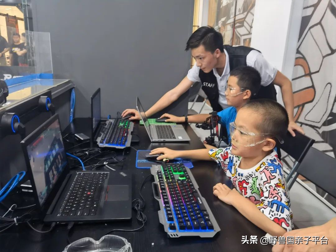 东莞首家大疆教育俱乐部，名校最爱的机甲大师来啦