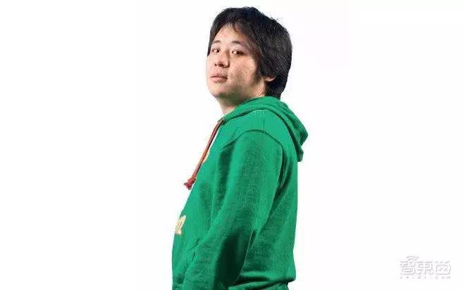 你离成为色情片主角，只差一个朋友圈头像|刷屏App的隐私担忧