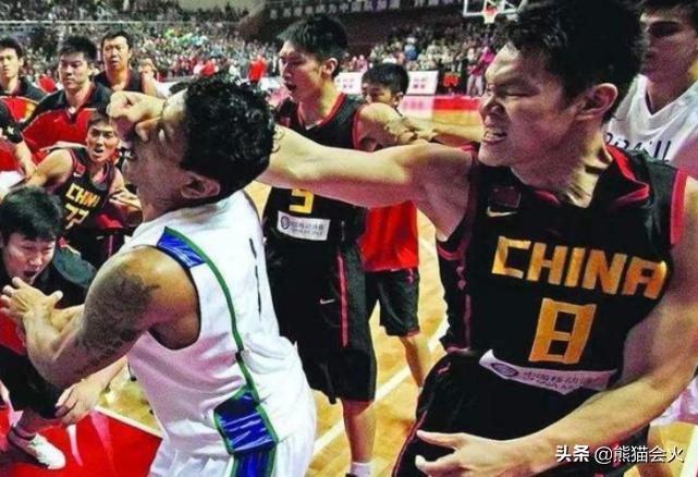 中国男篮打架最厉害的五大球员:巴特尔李楠上榜,第一是谁