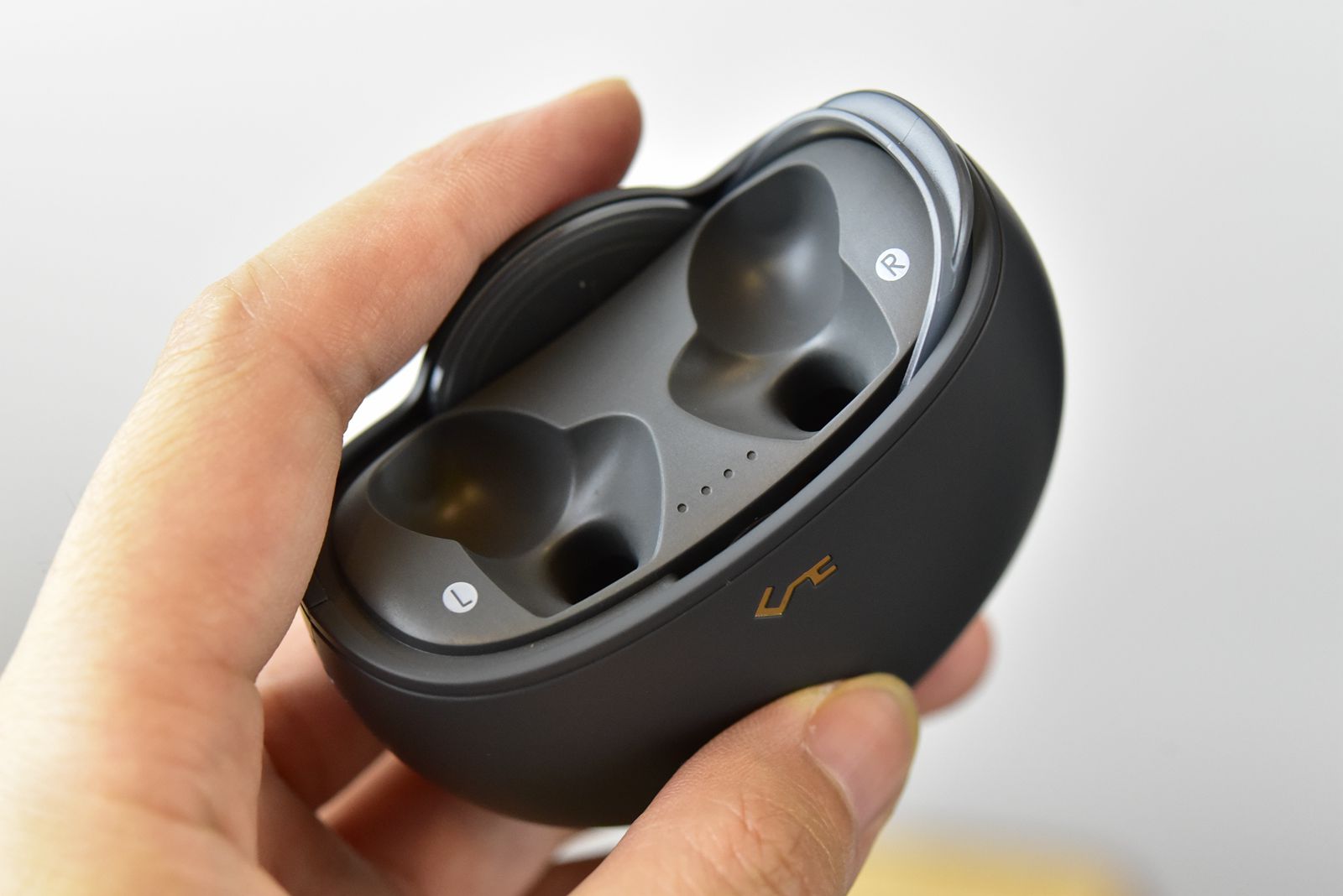 值得购买的头戴式降噪耳机,700元内主动降噪蓝牙耳机测评排名