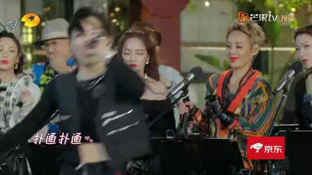 神似赫本，妩媚胜梦露，从泉州到成都，她们如精灵洒落人间