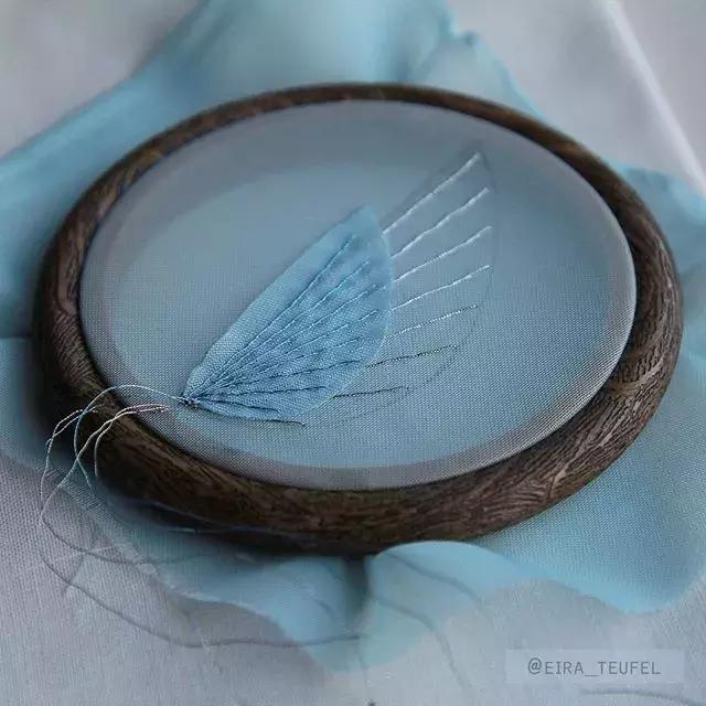 当一个程序员迷上了刺绣，就算手骨折了也无法阻止她……