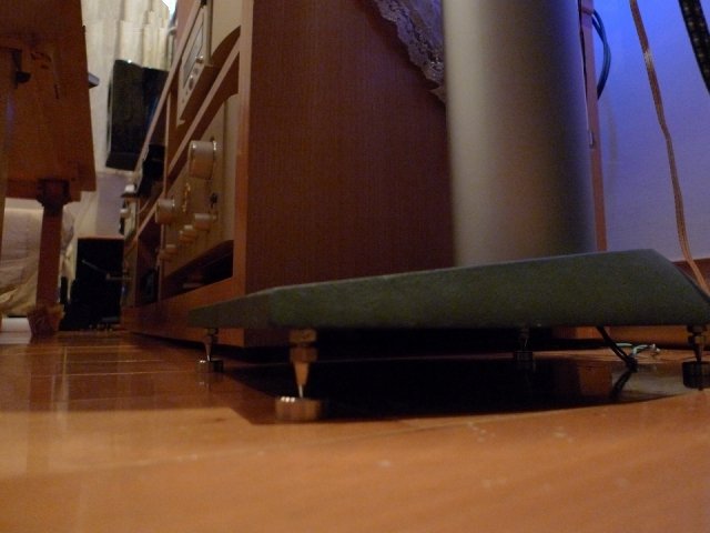 音响初烧也要有HIEND精神，马兰士宝华银线脚垫扩散板统统拿来用