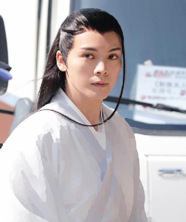 斛珠夫人杨幂嫁给皇上了吗,杨幂新签艺人袁雨萱