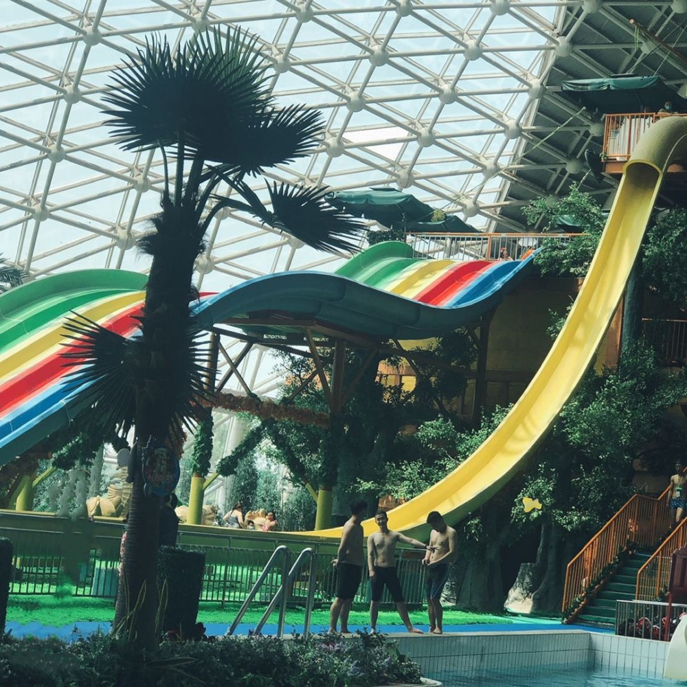 天山海世界水公园,天山海世界室内四季恒温戏水乐园