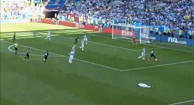 「中国足协」IFAB2020/21竞赛规则条款解读（内附动图案例）