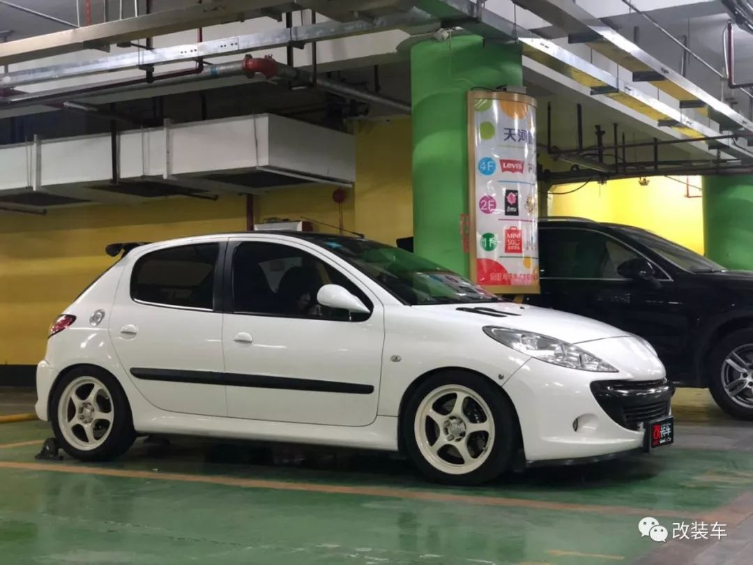 最牛的标致207改装,老款标致207升级改装