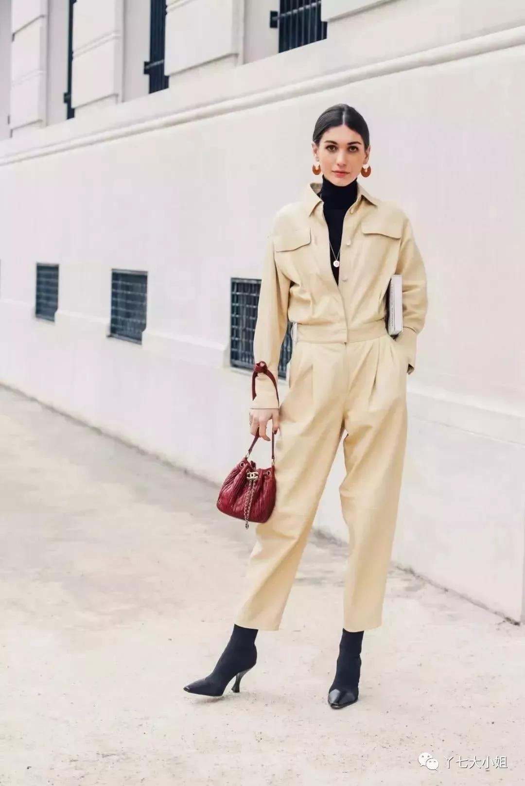 气质驼色让你随意搭配不出错,今秋必备的驼色让你时尚感up