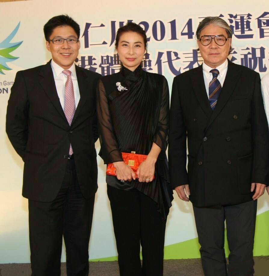 作为霍英东长子，他培养了霍启刚，却与“香港小姐”朱玲玲离婚