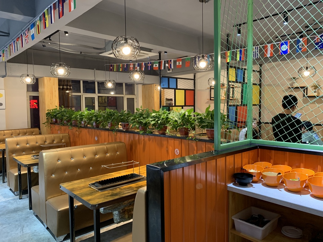 奋斗者火锅烧烤海鲜自助,69.9元自助单人烧烤