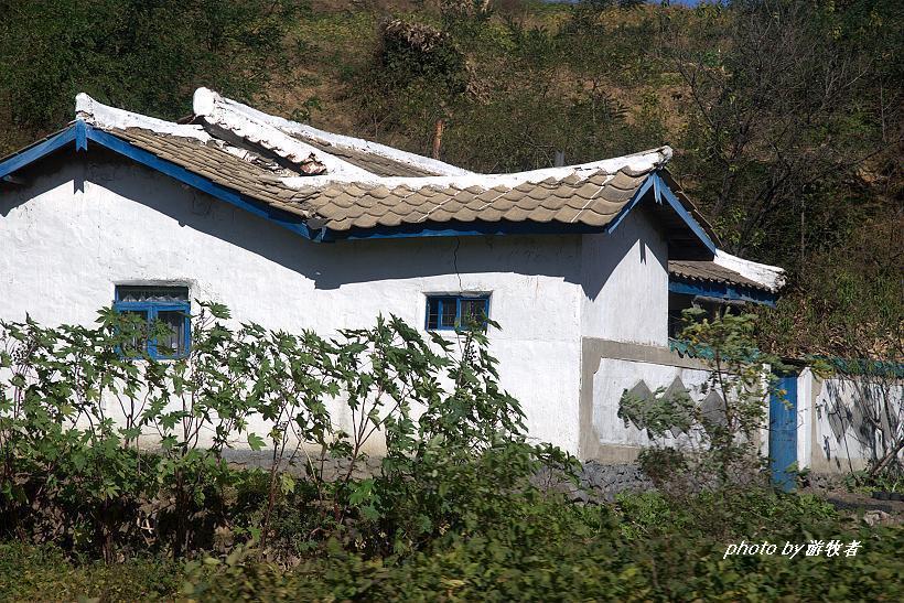 实拍朝鲜的村庄，朝鲜农民的生活怎么样？朝鲜城乡差别大不大？