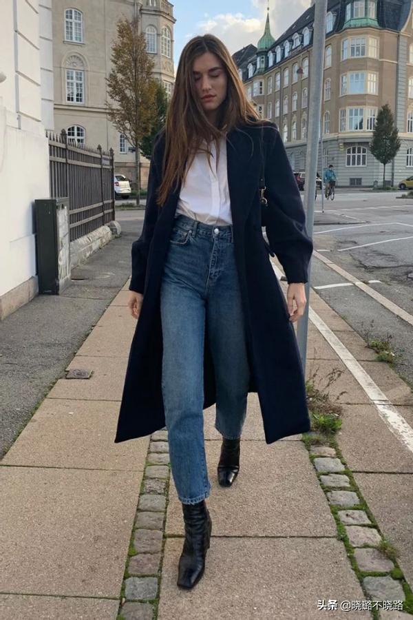 双面羊绒大衣搭配什么裤子好中款,羊绒大衣怎么搭配裤子和打底好看
