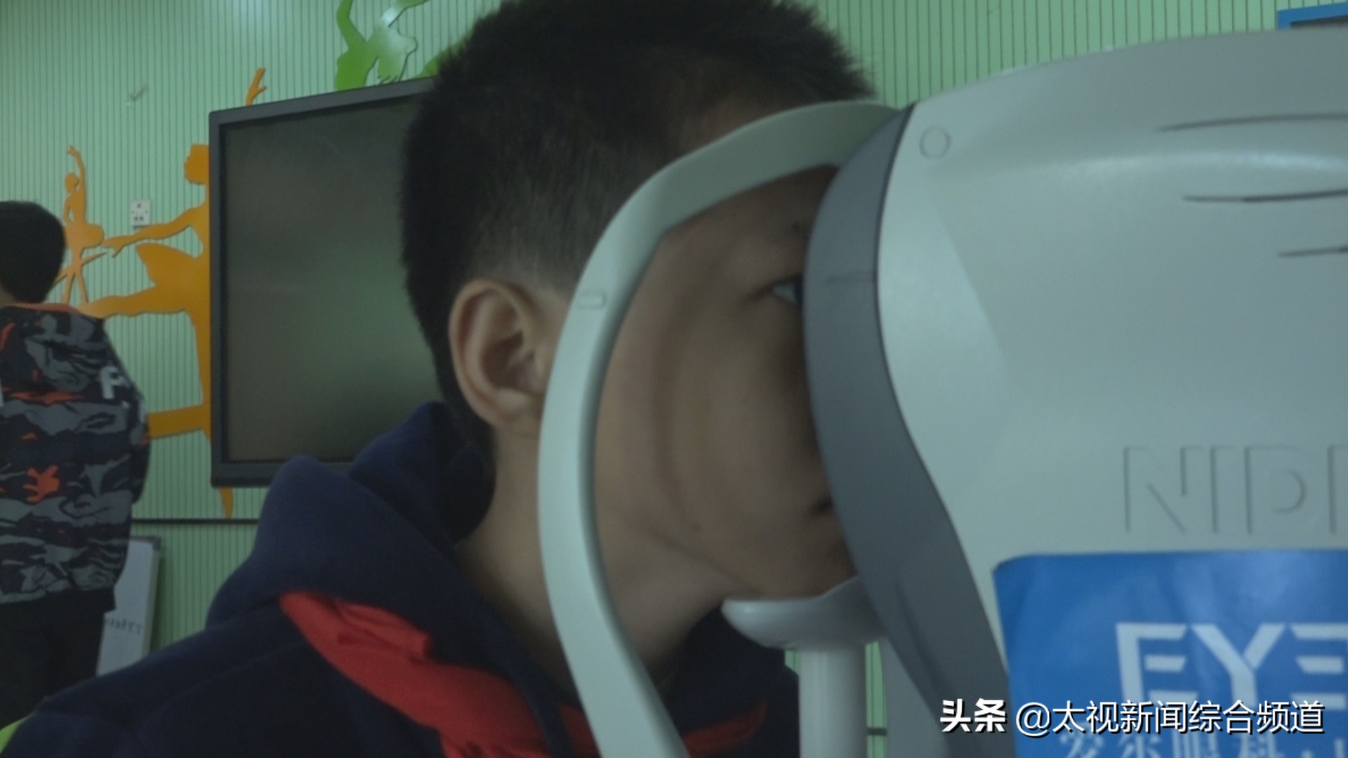 家长对近视的重视程度,家长注意近视孩子