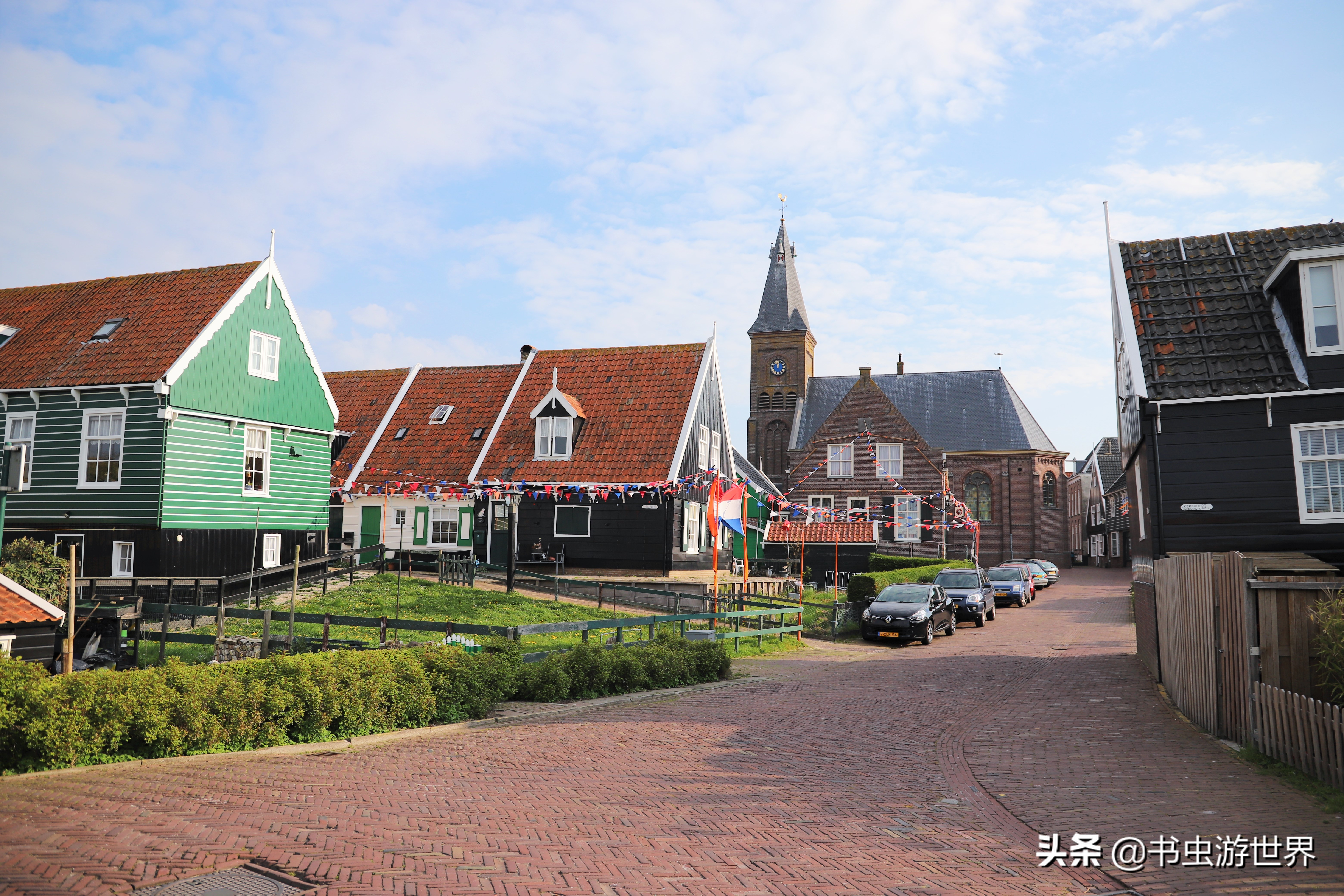 红顶小木屋,红顶绿墙小木屋