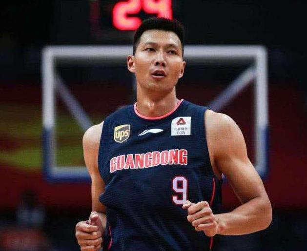 易建联为什么换9号球衣,易建联为什么选9号