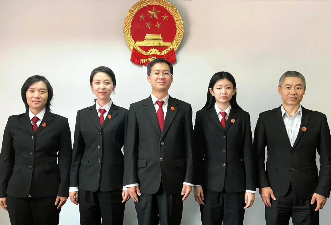 法院多元调解速裁工作会,法院速裁先进事迹材料范文