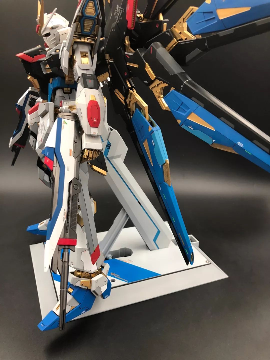 pg强袭自由高达介绍,pg强袭gk高达