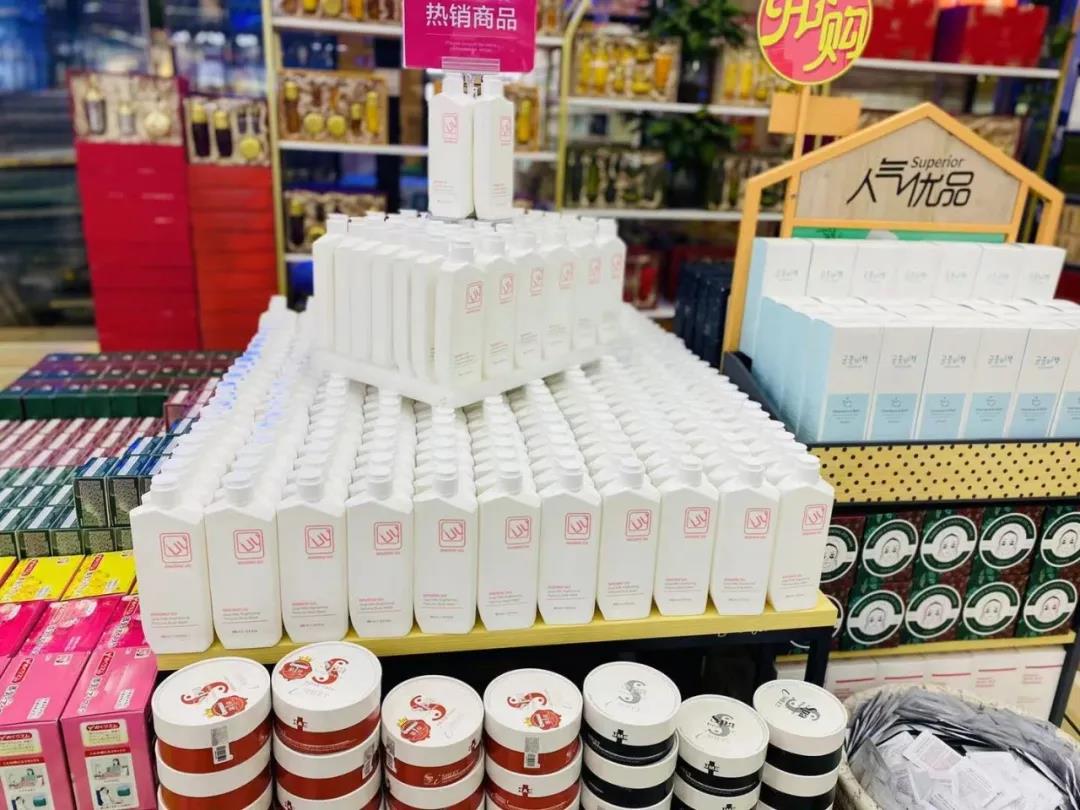 想要身体肌肤健康，用一瓶好的沐浴露就对了