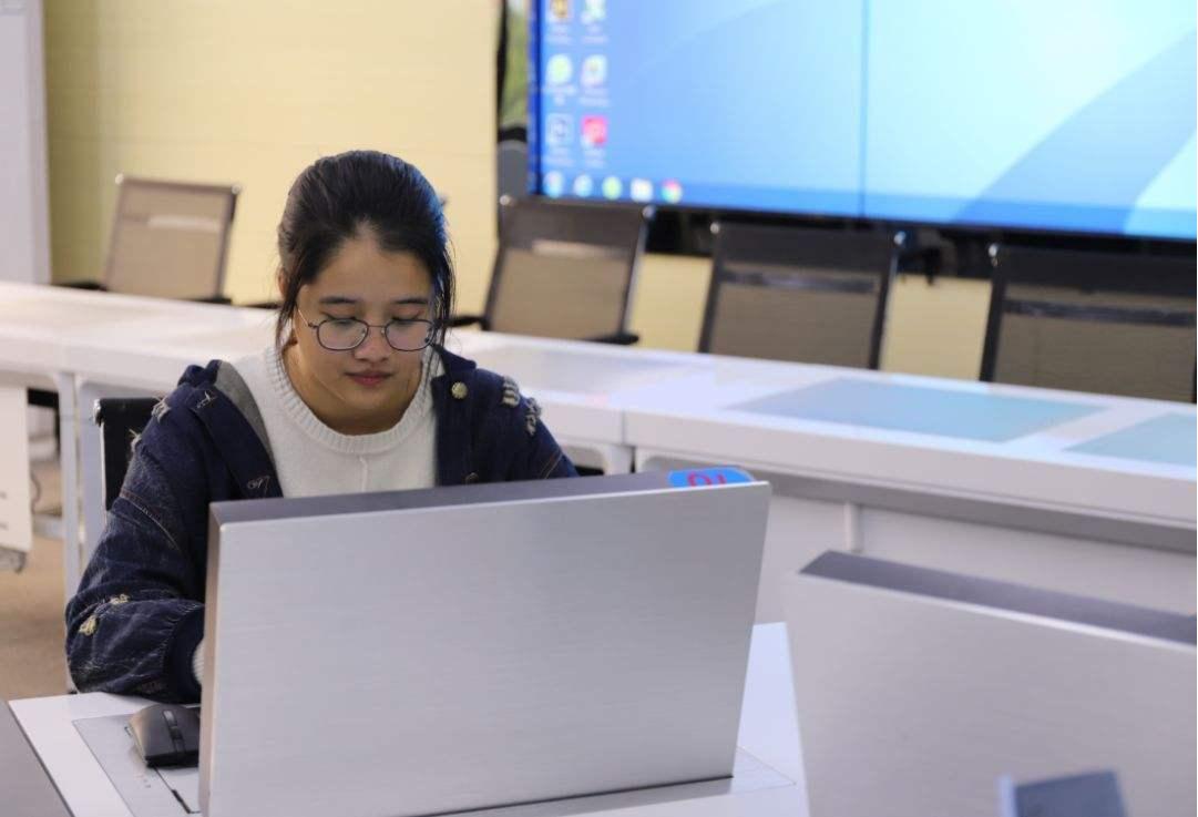 女生就业率高的专业,女生适合学的专业就业最好的专业