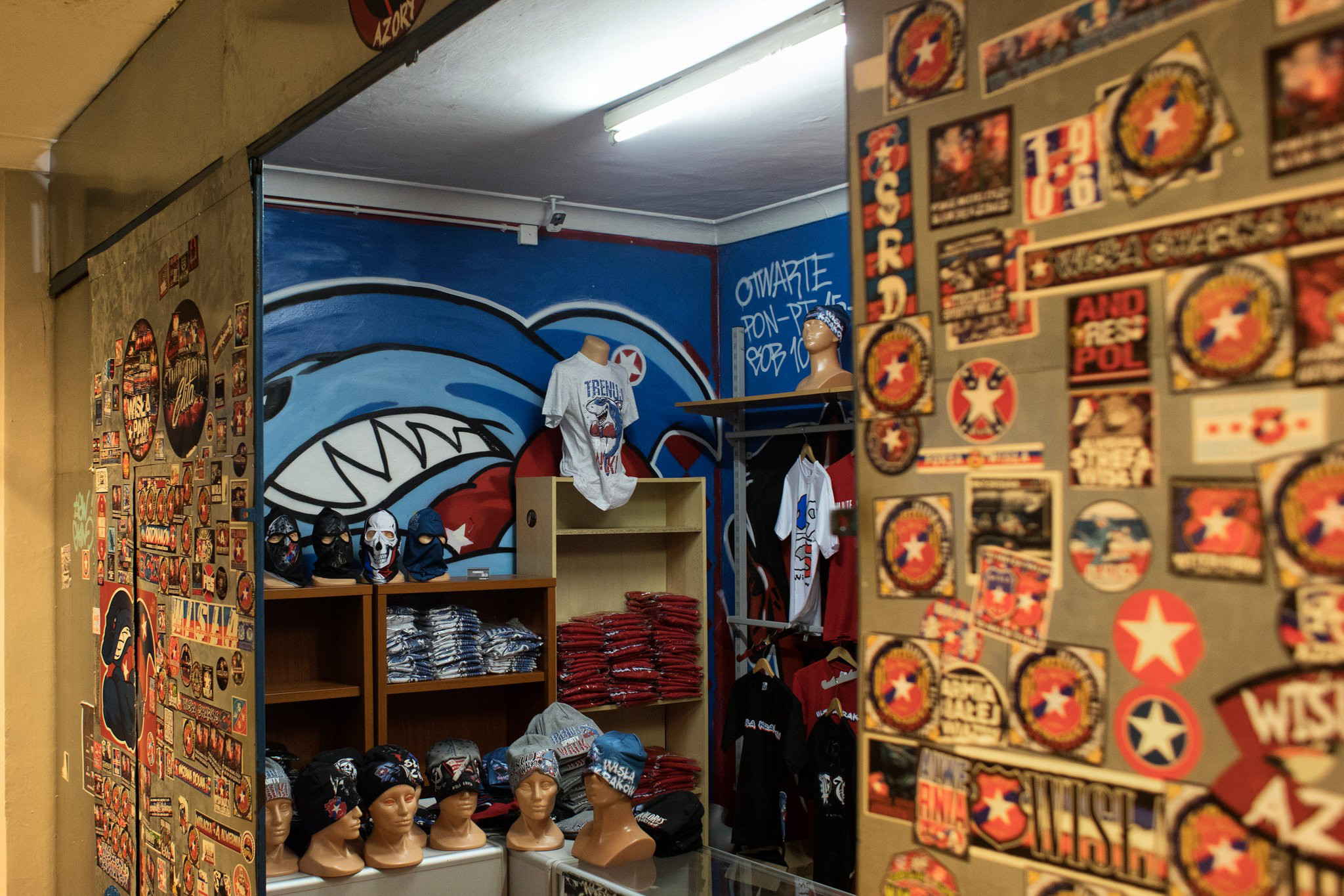 无偿效力+自掏腰包挽救母队这位波兰老将诠释忠义真谛