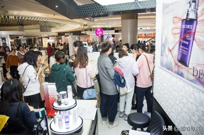 金鹰新街口店a座b座,金鹰新街口店视频