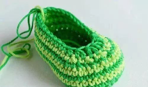 0-6个月宝宝鞋钩针教程图解,一款超可爱的宝宝鞋