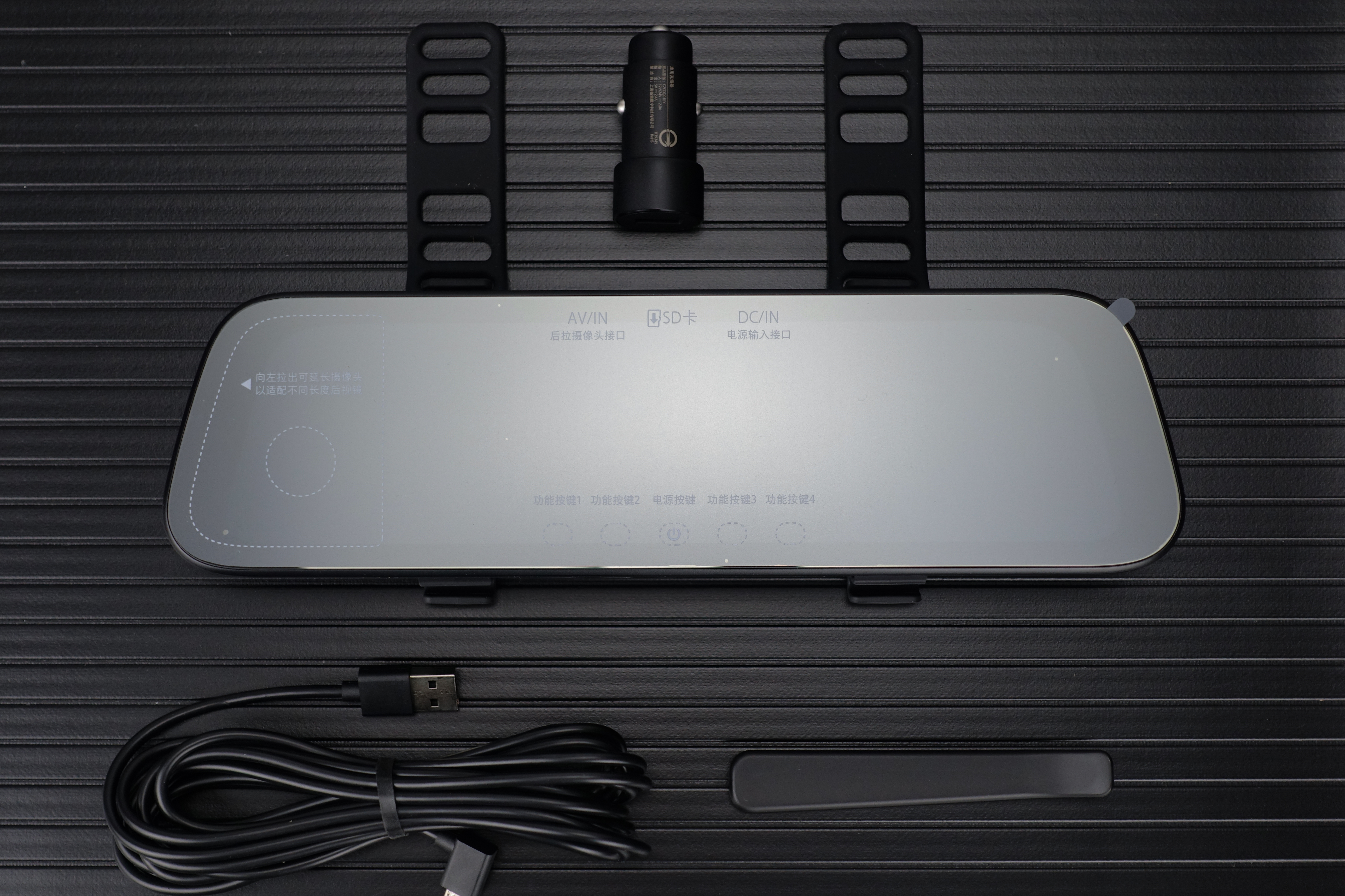 雨天流媒体摄像头看不清,前后双摄记录仪雨天效果