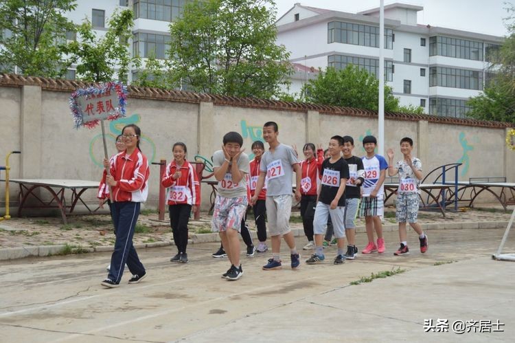 杩愬姩鍋ュ効鏄捐韩鎵嬫椂浠ｉ獎瀛愮珵椋庢祦,杩愬姩鍋ュ効璧涘嚭椋庨噰璧涘嚭鎷兼悘